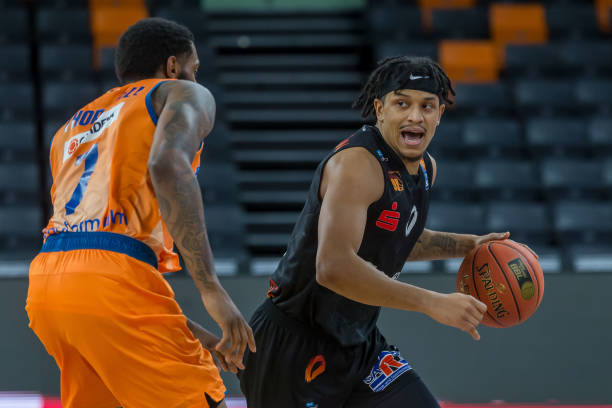 预计在冬奥 预计在冬奥